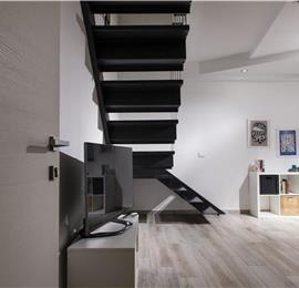 3 bedroom villa with jacuzzi, Castellammare del Golfo, sleeps 4-6